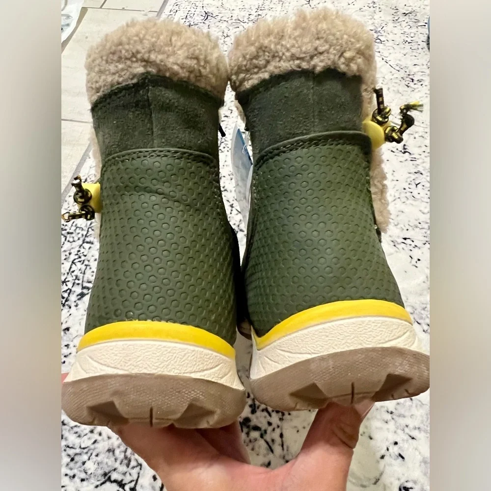 BareTraps Charcoal and Tan Winter Boots